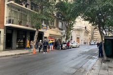 pintadas y enojo de los vecinos: como se vive el dia despues frente a la casa de cristina fernandez de kirchner pintadas y enojo de los vecinos: como se vive el dia despues frente a la casa de cristina fernandez de kirchner