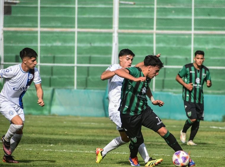 El equipo de Ernesto Pedernera no pudo tomarse revancha en el clásico de Cuyo. Foto: Prensa San Martín (SJ)