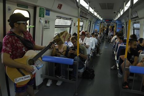 Rige un nuevo aumento en los boletos de trenes del AMBA. Rige un nuevo aumento en los boletos de trenes del AMBA.