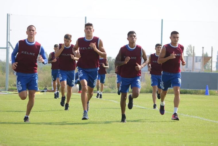 El Gobierno autorizó al Tomba, pero como los equipos de Buenos Aires aún no pueden entrenarse, la AFA le bajó el pulgar. Prensa Godoy Cruz Foto: Prensa Godoy Cruz