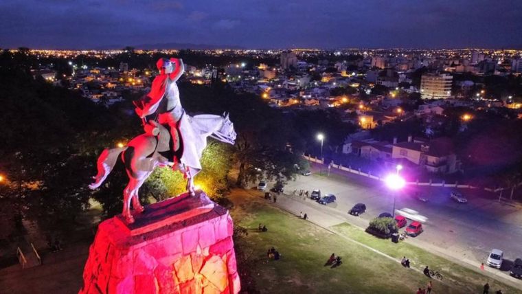 Monumento a Güemes. Foto: fmcapitalsalta.com.ar