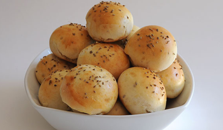 La receta de pan de anís se caracteriza por su aroma único y muy tradicional. La receta de pan de anís se caracteriza por su aroma único y muy tradicional.