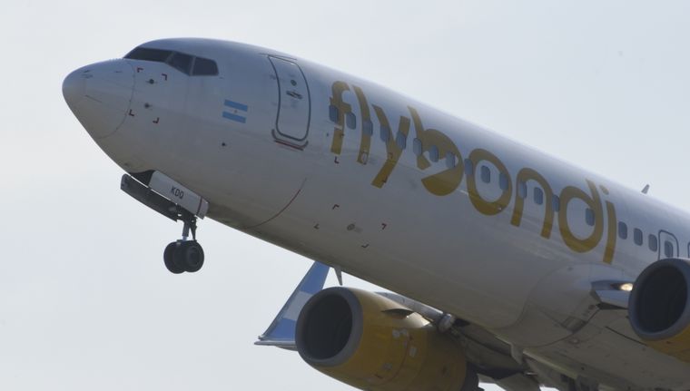 La gestión de Kicillof multó por más de $300 millones a FlyBondi Foto: Juan Mateo Aberastain Zubimendi/MDZ