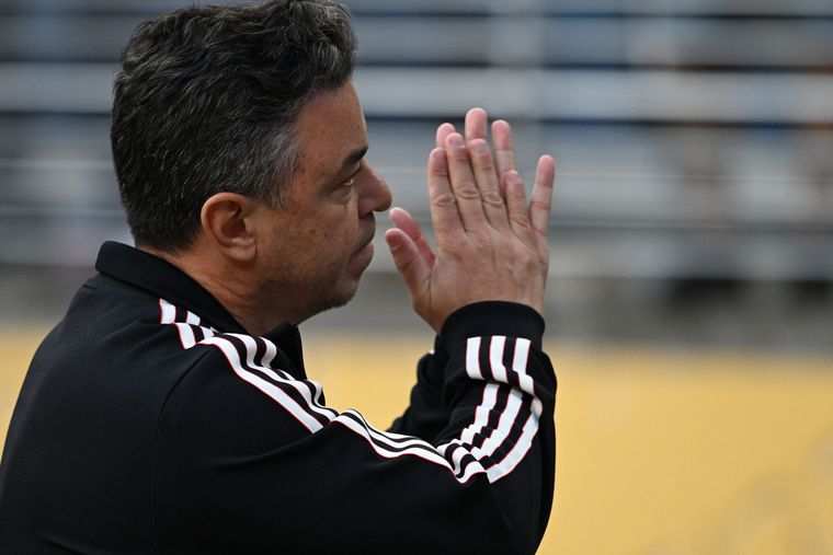 Consumada la eliminación de River en el Mundial de Clubes, Marcelo Gallardo le pide disculpas a la gente. 