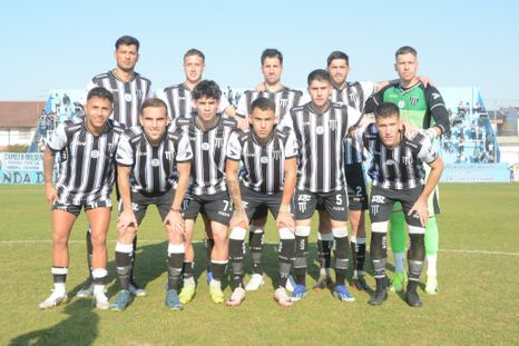 tras echar a ezequiel medran, gimnasia confirmo este jueves a su nuevo dt tras echar a ezequiel medran, gimnasia confirmo este jueves a su nuevo dt