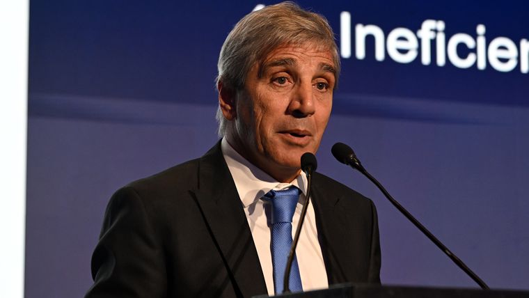 El ministro de Economía, Luis Caputo.