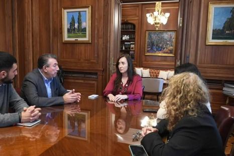 Victoria Villarruel se reunió con periodistas parlamentarios Victoria Villarruel se reunió con periodistas parlamentarios
