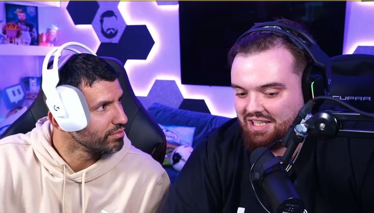 El Kun no tuvo pelos en la lengua para reaccionar a los goles del Bicho.