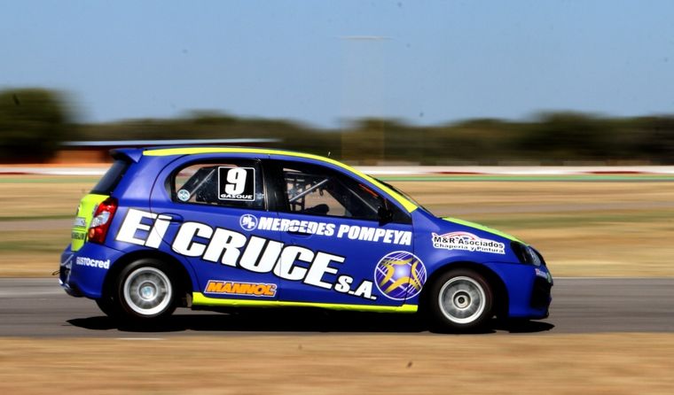 El Etios de Leonardo Gasque a plena velocidad. Foto: Gentileza Ale Torres