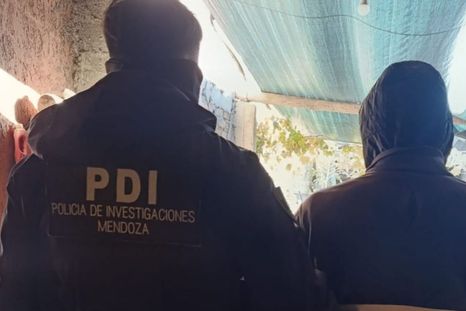 Los allanamientos se realizaron en el marco de causas por amenazas agravadas con uso de arma de fuego. Los allanamientos se realizaron en el marco de causas por amenazas agravadas con uso de arma de fuego.