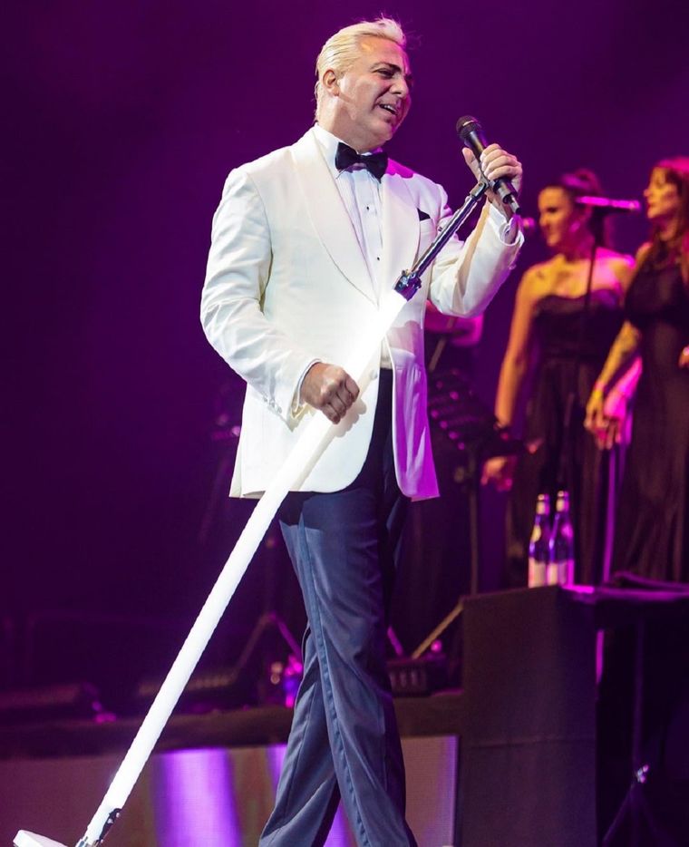 Cristian Castro busca nuevos horizontes en su vida