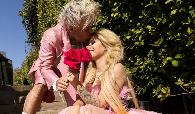 Avril Lavigne se había comprometido felizmente con Mod Sun, pero antes de llegar al año, tomó una decisión que lo cambió todo. Foto: Brennan Peirson.