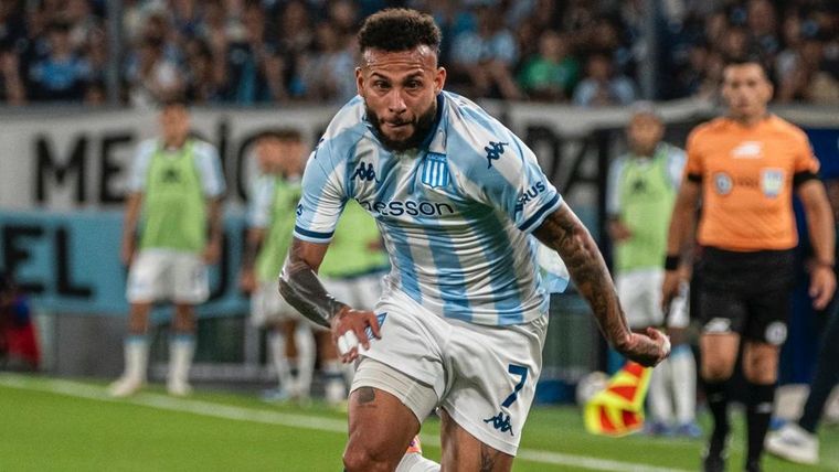 Duván Vergara reveló una anécdota insólita con Costas luego de la clasificación de Racing a cuartos.