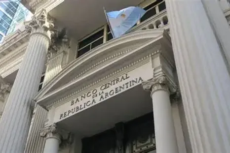 Fuerte compra del Banco Central impulsa reservas. Fuerte compra del Banco Central impulsa reservas.