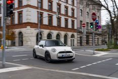 MINI presenta las ediciones Paul Smith en Los Ángeles