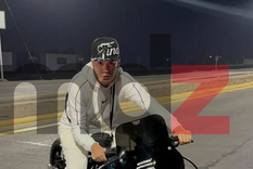 Tirri La Roca en su moto, frente a la IV Brigada Aérea. Foto: MDZ. Tirri La Roca en su moto, frente a la IV Brigada Aérea. Foto: MDZ.