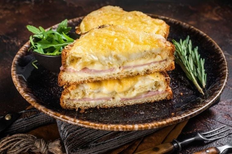 Este sándwich gratinado es ideal para saciar tus antojos Foto: Shutterstock