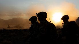 Estados Unidos tuvo su primera incursión militar en Medio Oriente en 1958. Estados Unidos tuvo su primera incursión militar en Medio Oriente en 1958.