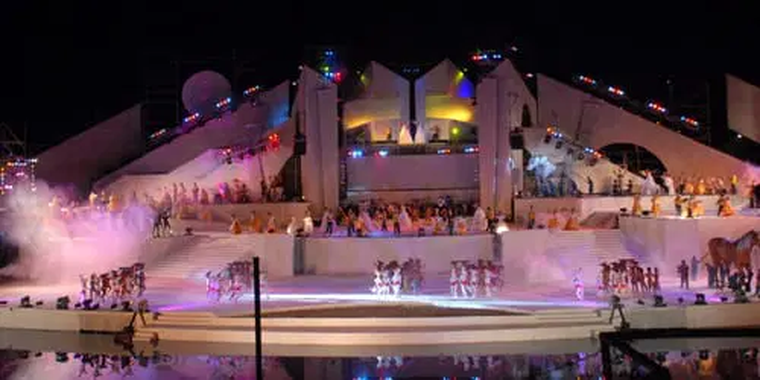 La ausencia de miles de turistas trasandinos impactó en la economía provincial mientras el espectáculo central innovó con pantallas Led y escenas monumentales. La ausencia de miles de turistas trasandinos impactó en la economía provincial mientras el espectáculo central innovó con pantallas Led y escenas monumentales.