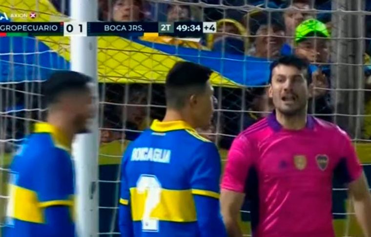 Javi García explotó contra sus compañeros por la última jugada del partido.