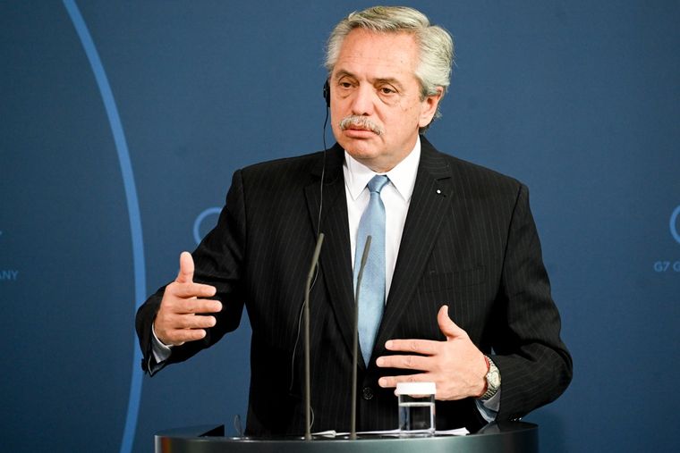 La causa Seguros contra Alberto Fernández seguirá en manos de Julián Ercolini.