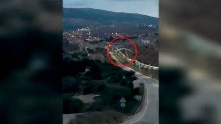 Captura de pantalla del momento, en la valla de Melilla. Foto: Captura de pantalla