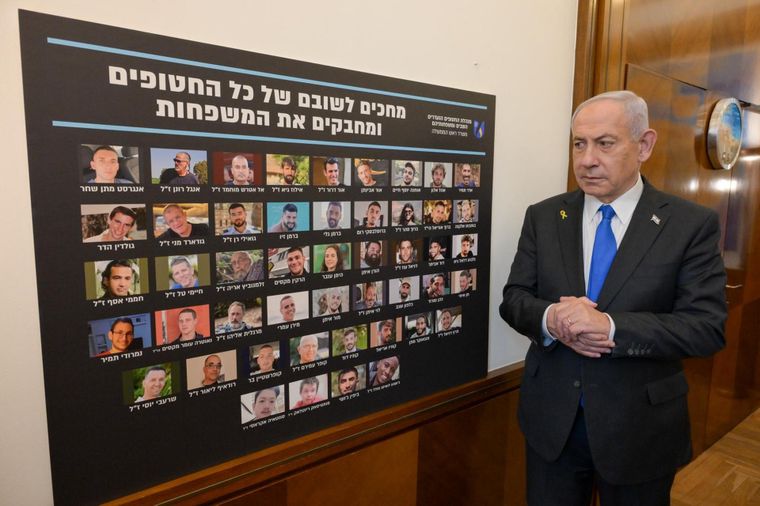 Benjamín Netanyahu rehenes