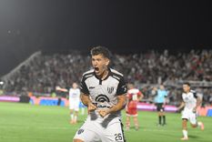 facundo lencioni, solo contra todos: el distinto de un gimnasia que a veces no acompana facundo lencioni, solo contra todos: el distinto de un gimnasia que a veces no acompana