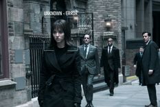 Se compara con Black Mirror.