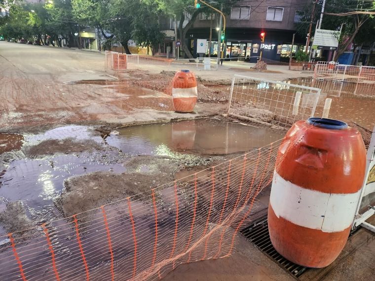 Así se encuentran las obras en la calle San Juan Foto: X @UlpianoSuarez
