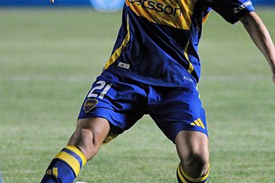 MDZol | Ander Herrera demostró que es un jugador distinto y lideró el triángulo compuesto con Rey Domenech y Carlos Palacios. Foto: FotoBaires