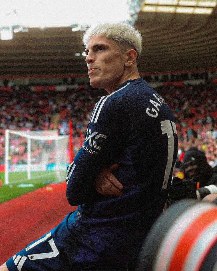 El argentino se tomó mal un cambió y deberá pagar una multa. Foto: @garnacho7