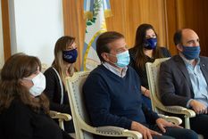 abren las escuelas y se pone a prueba el principal desafio para el gobierno