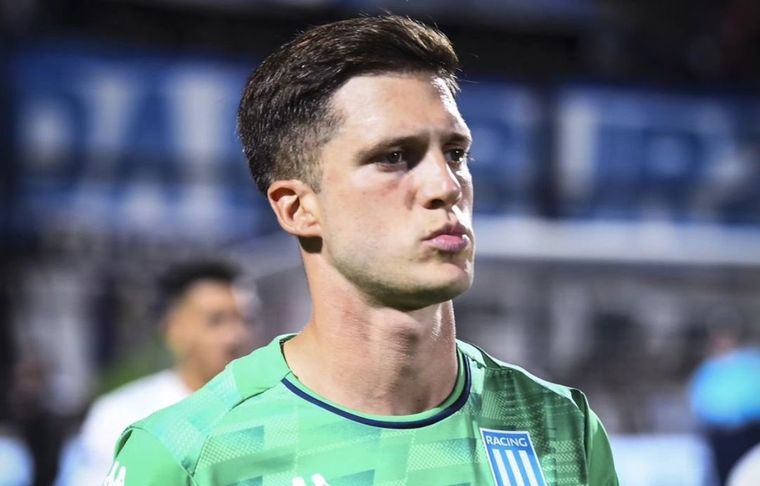 El arquero de la Academia define su futuro. Foto: Instagram de Facundo Cambeses El arquero de la Academia define su futuro. Foto: Instagram de Facundo Cambeses