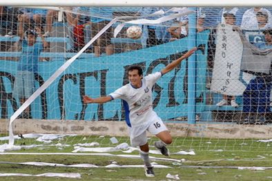 MDZol | Villa Krause volvió a ganarle a la Escuela Deportiva Junín y culminó en primer lugar. Foto: MDZ