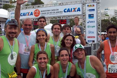 MDZol | El equipo completo: Carlos Zamorano, Pablo Aragón, Marcelo Scaramella, Luis Gervilla, Claudio y Mariana Giallorenzo, Fernanda Moreno, Román Maldonado, Marisel Abdala, Eugenia Godoy y Rubén Slipak. Foto: Gentileza
