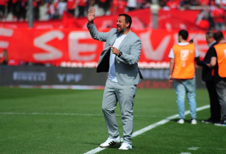 El DT habló en conferencia de prensa. Foto: Fotobaires