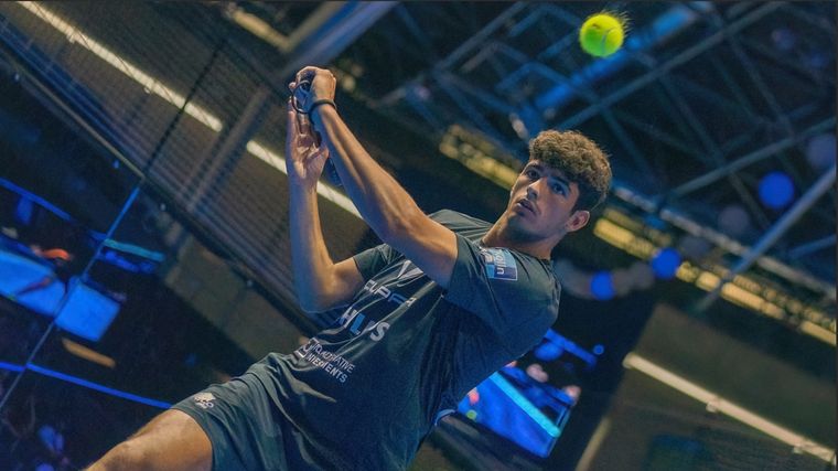 Arturo Coello, el actual número 1 del mundo, saldrá a pista en el Aconcagua Arena. Foto: Prensa Federación Internacional de Pádel