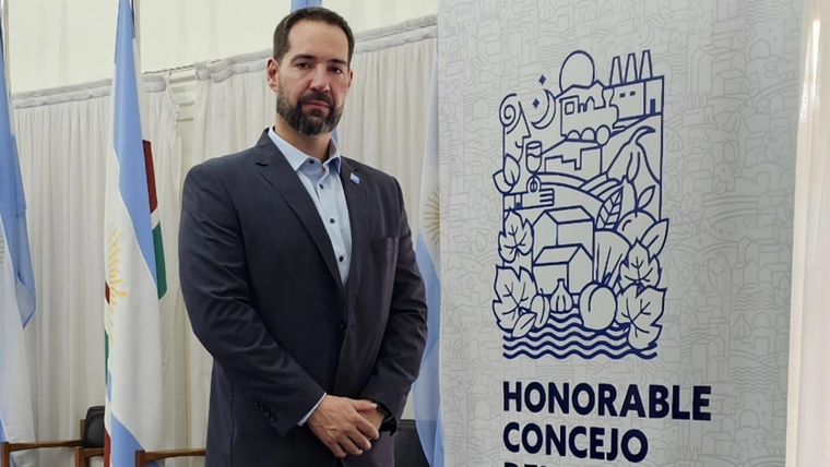 El Concejo Deliberante de San Rafael archivó una denuncia y un pedido de expulsión que impulsaba el radicalismo. El Concejo Deliberante de San Rafael archivó una denuncia y un pedido de expulsión que impulsaba el radicalismo.