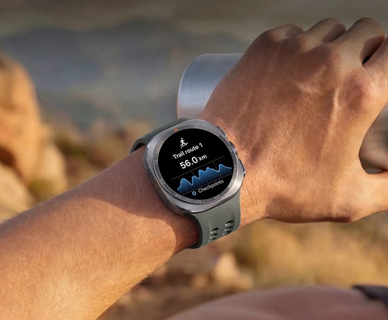 Samsung apuesta por funciones inteligentes y deportivas para convertir al Galaxy Ultra2 en un compañero diario.