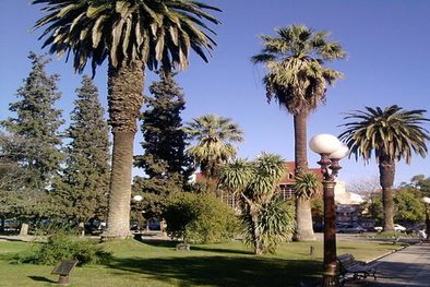 MDZol | En la  plaza y en la calle San Martín, entre otros lugares, habrá estacionamiento medido.