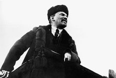 Vladimir Lenin en un discurso en 1901. Foto: GETTY IMAGES