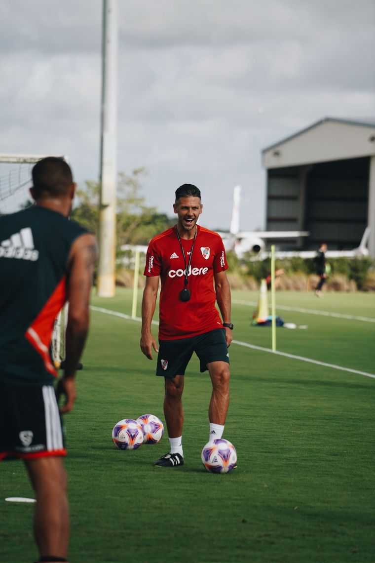 Martín Demichelis, DT de River. Foto: @RiverPlate