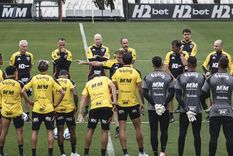 El experimentado entrenador brasileño tendrá que hacer cambios de forma obligada para la revancha con Godoy Cruz. Foto: prensa Mineiro.