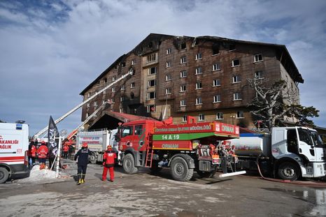 Toda la estructura fue consumida por las llamas Foto: EFE