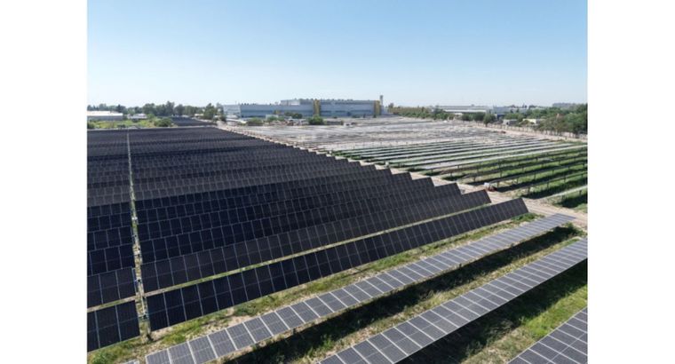 Parque de energía solar en el polo industrial de Córdoba