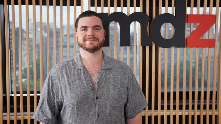 Gastón Cocchiarale está por abrir su propio teatro, el Teatro Almagna, ubicado en la calle Guardia Vieja 3783 del barrio porteño de Almagro.