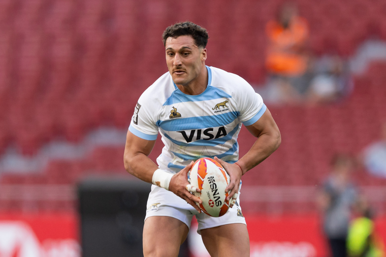 Rodrigo Isgró, momento soñado para el mendocino radicado en Londres. Rodrigo Isgró, momento soñado para el mendocino radicado en Londres.