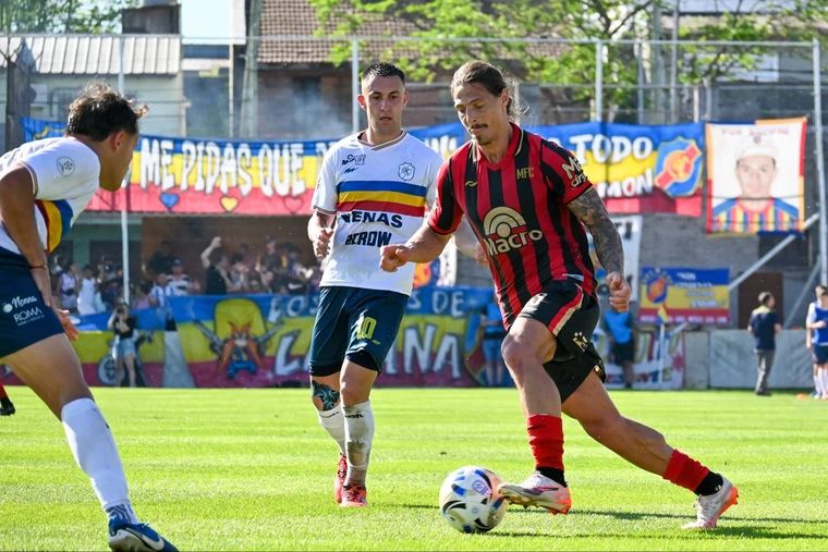 Deportivo Madryn el primer finalista por el ascenso a la Liga Profesional. Deportivo Madryn el primer finalista por el ascenso a la Liga Profesional.