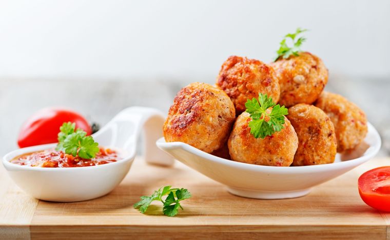 Albóndigas de pollo Una receta muy sencilla para hacer en pocos minutos. Foto: Shutterstock